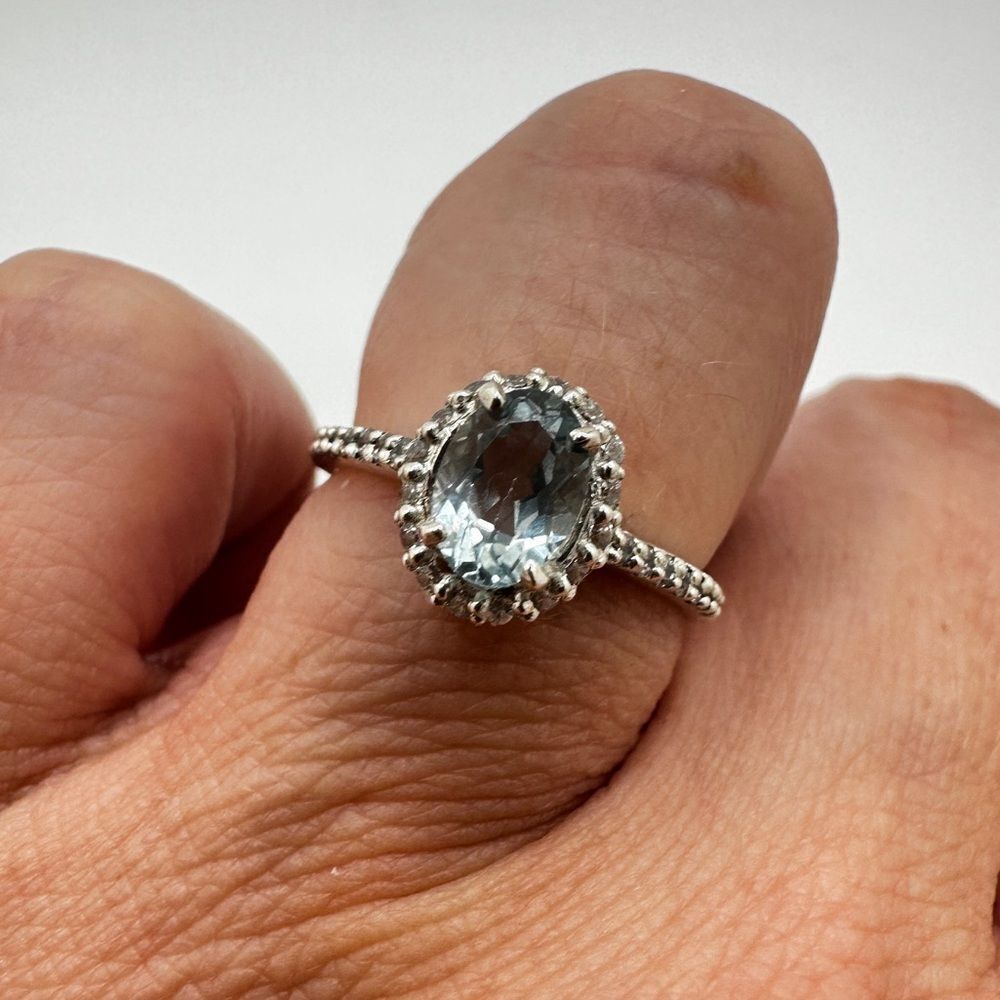 NWOT 5x7mm possible Aquamarineāwith cz rhinestonesā ring in sterling silver! - Picture 6 of 10